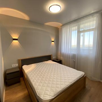 Олевська вул., (Будинок 5)