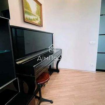 Здам 2к квартиру, Братів Горобців, Робоча