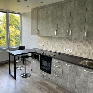 Володимира Брожка вул. (Кіровоградська), 70