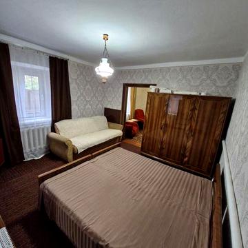 Здається 2х кім частина будинку на Замості  8500+