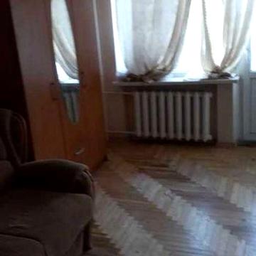 Продается однокомнатная квартира в центре, ул. Победы