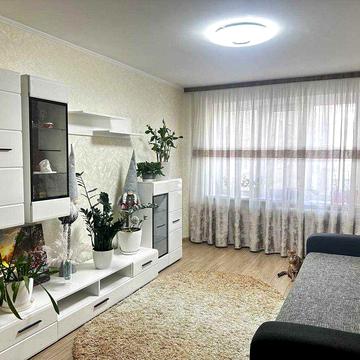 Продам 2к.проспект Юності Вишенька Окремі кімнати Ремонт