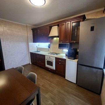 Продам 1к.квартиру на пр  Слобожански, 73. Возможен безналичный расчет.й