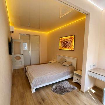 Сдам квартиру в 42,51 Жемчужине, ул. Генуэзская. Гардеробная