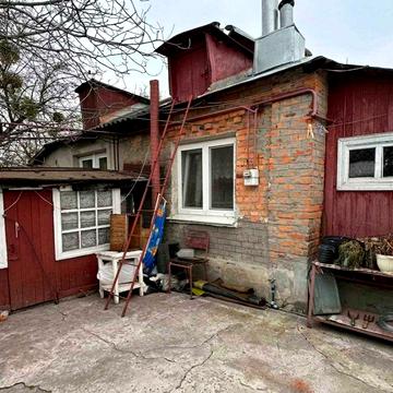 Продам будинок з ділянкою 5 хв метро 23 серпня