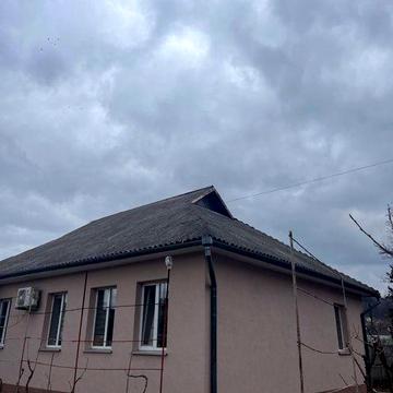 Продаж будинку в Центрі міста