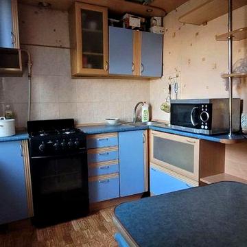 Сдам 1ком на Киевской.8000грн+счётчики.