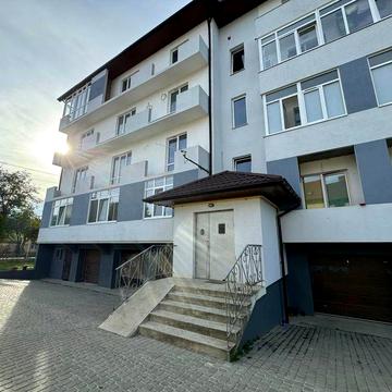 продаж 3-к квартири в клубній новобудові (Брюховичі)