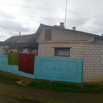 Продається частина будинку в центрі міста