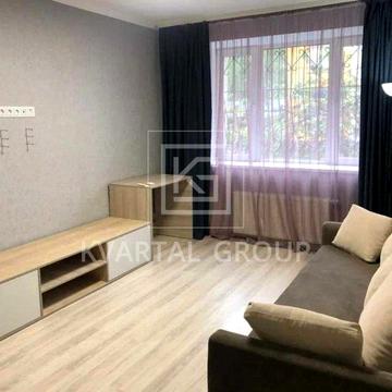 Продаж 1 кімнатної квартири з ремонтом. Коцюбинське вул. Доківська 9