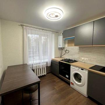 Оренда! Однокімнатна квартира на вул. Рівненська