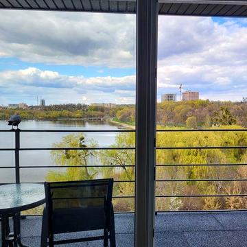 Оренда видової квартири 62 м.кв. біля озера Панорама де люкс Panorama