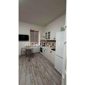 Продаж 1к Квартира Середня (Осипенко) вулиця