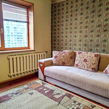 Позняки Вишняківська 8 Газ Оренда 3к.квартира. Метро Харківська