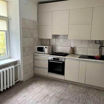 Довгострокова оренда 3к Квартира Телевізійна вулиця