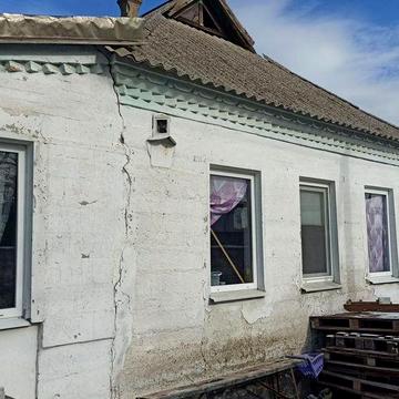 Продам одноповерховий житловий будинок в Сухачівці