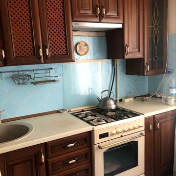 Трьох кімнатна квартира Південно Захід