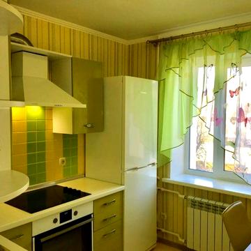 Оренда 1-к, Солом‘янський район, метро Вокзальна, бул. Чоколівський 4