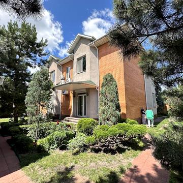 Садова вул.