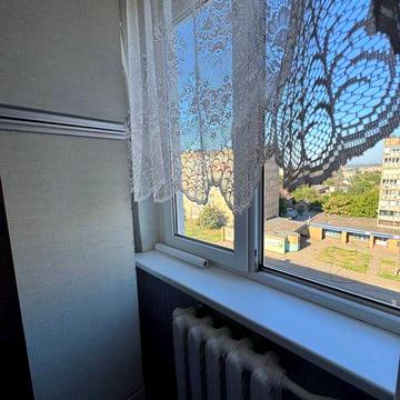 ДЗЕРЖИНКА Гетьманська 74, на продаж іде чиста і світла 2кімнатна квартира з новими вікнами і трубами, санвузол зовсім новий Перевірена ОСББ СЕРТИФІКАТ