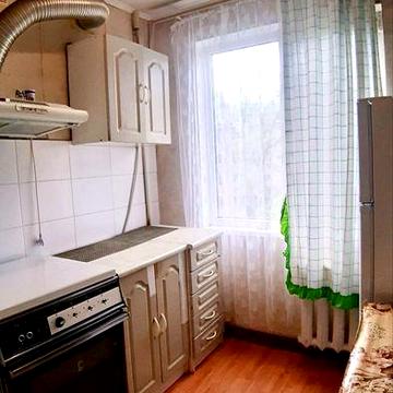 Сдам 2-х комнатную 3 этаж--Филатова-Дом Мебели-Малиновского