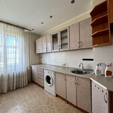 Продам 3-х комнатную квартиру с нестандартной планировкой