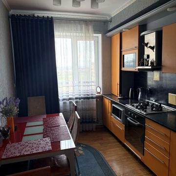 Продам 3-х ком. квартиру на м-не Горняцком с автономкой, мебелью и техникой!