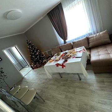 Продам 2-х кімнатну квартиру