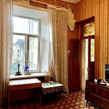 Продам  однокомнатную квартиру в центре  Екатериненская .