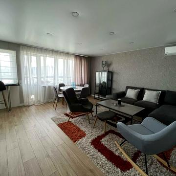 Русанівська набережна вул., 16