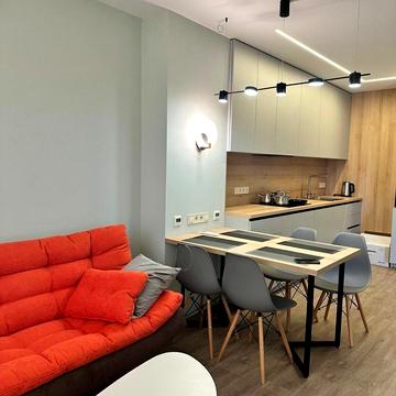 Кирилівська вул. (Фрунзе), 37-А