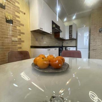 Без %. М. Золоті Ворота, вул. Бульварно-Кудрявська 11А