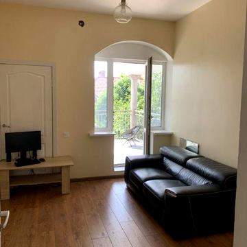 Оренда частини будинку (2 поверх) с. Гатне, метро Теремки