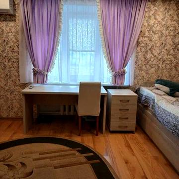 Видова дворівнева 5-к квартира біля м. Харківська!