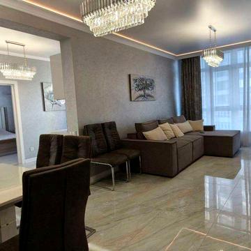 Просторная квартира с евроремонтом в ЖК 4 сезона на пр. Леси Украинки ( Гагарина)+ зарядная станция+ кладовая ЖК 4 сезона