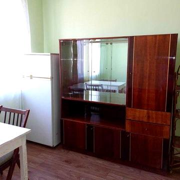 Здам 1 кімнатну квартиру в центрі.