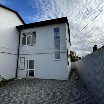 Таунхауз,  111м.кв., вул.Кривоноса/Казбет