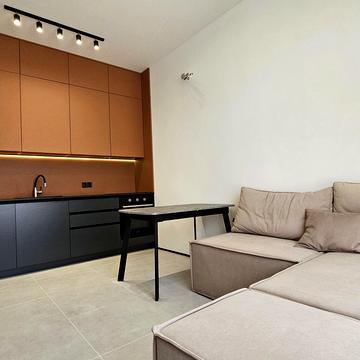 Заповідна, 7