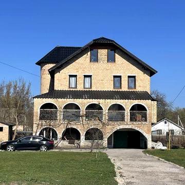 Вишеньки Продаж Будинку 200 м. кв. підвал Світло Газ. 25 сот. Гнідин