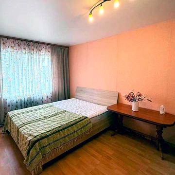 Оренда довгострокова. 1 кімн. квартира. 10хв від метро Лукянівська. 15 тис.