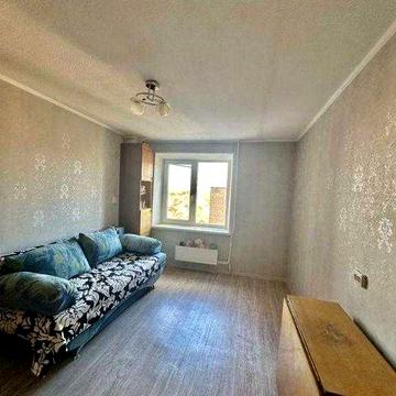 У продажу однокімнатна квартира в гуртожитку, р-н Браїлки