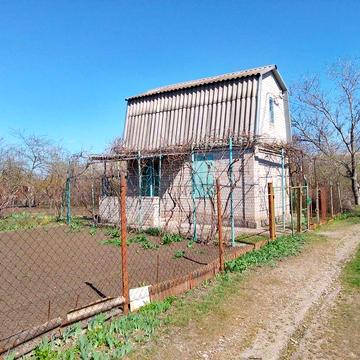 Продаж дачі. Район зуп. Батуринська. (Ціну уточнюйте за телефоном)