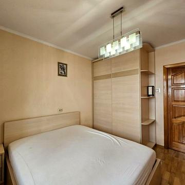 Петра Григорегка 39в. Позняки.