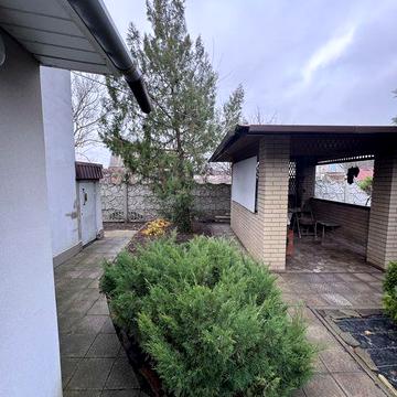 Будинок - дача 106 м² в районі Чайки з електрикою 24/7