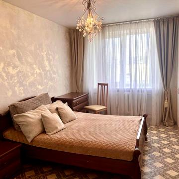 Сдам 2 комн.квартиру на Черёмушках-Варненская угол Филатова