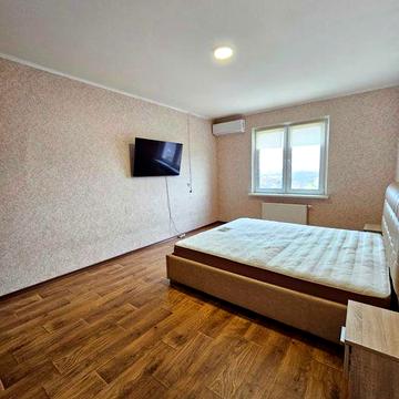 Оренда 2х кімнатної квартири по вул. Сергія Данченка 1