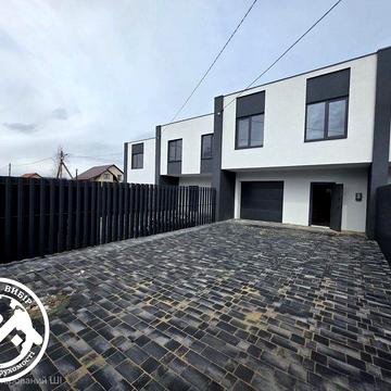 Продам таунхаус з гаражем