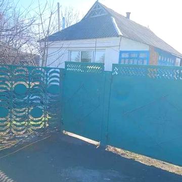 Продаж будинку в с. Житні Гори зі зручностями