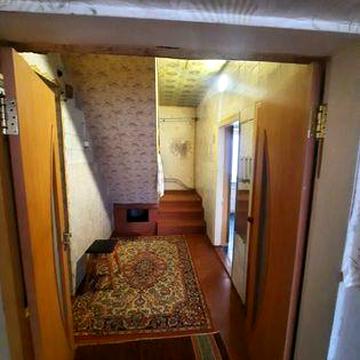 Продам трикімнатну квартиру.