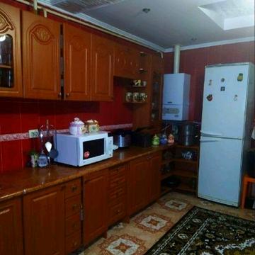 Оренда частини будинку біля Рівного